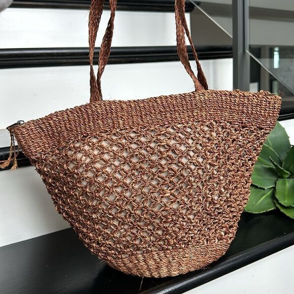 Woven shoulder tote purse straw zipper top relaxed boho fall - Picture 4 of 10